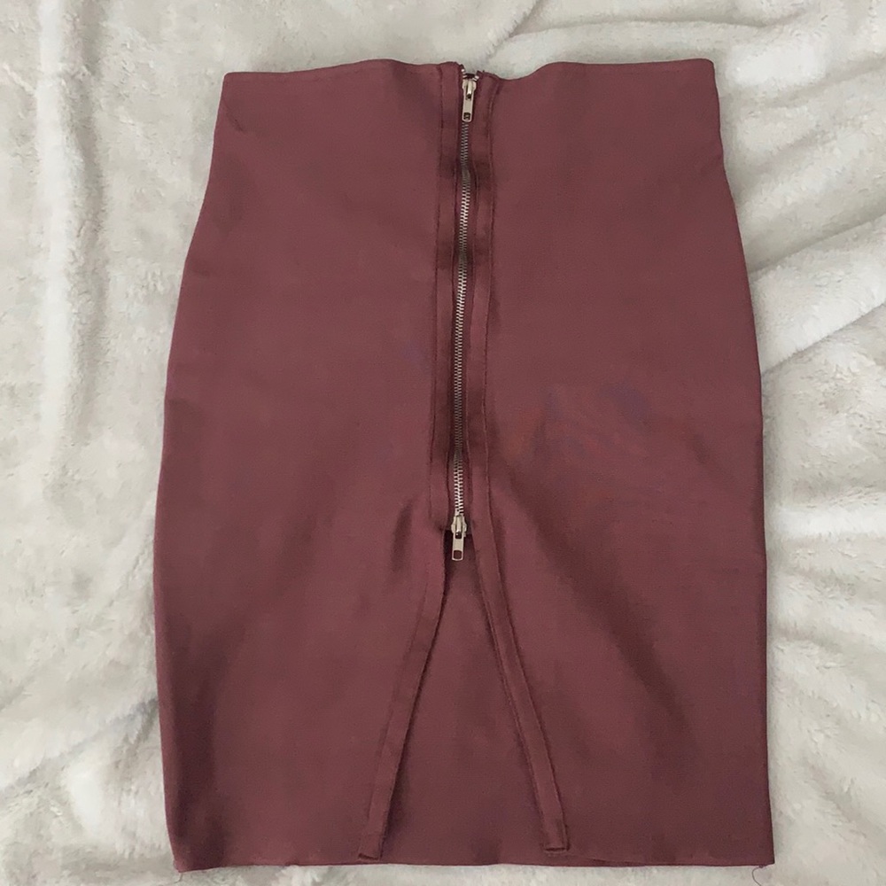 Nude pink bandage skirt